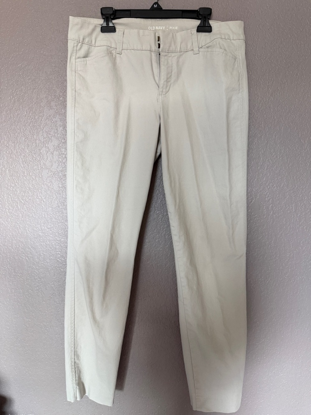 Old Navy women’s Light beige Chinos